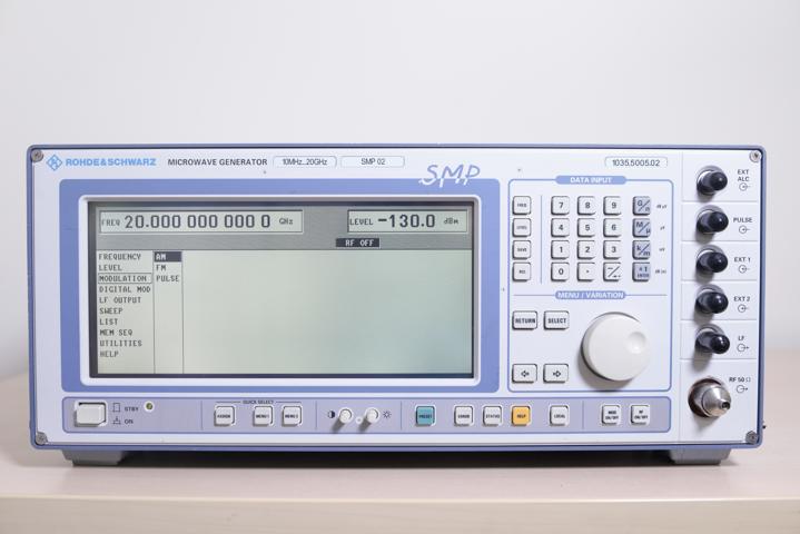 Генератор сигналов Rohde & Schwarz SMP02